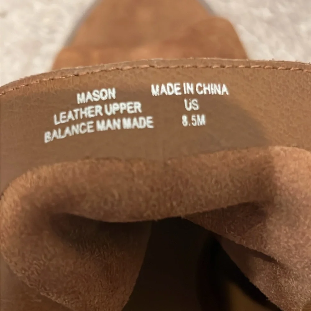 Crown Vintage suede open